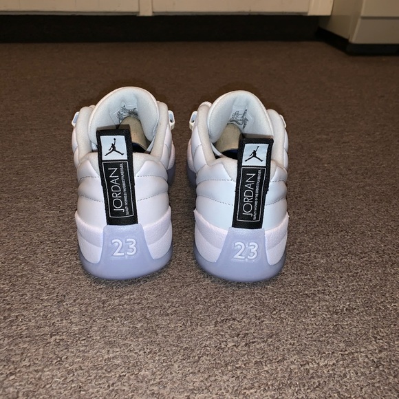 Jordan 12 Low Easter - Picture 3 of 5